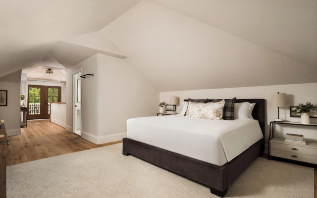 1313 West Luxury Boutique Hotel