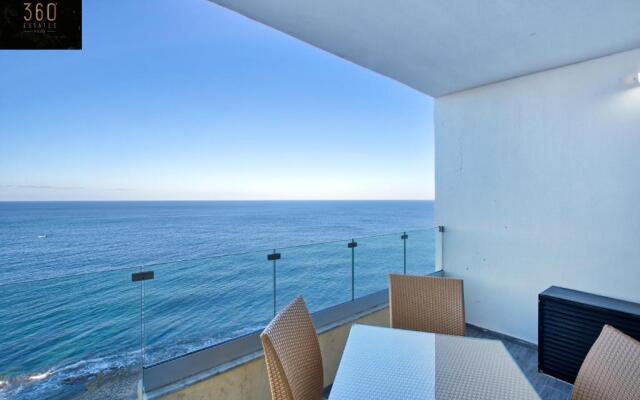 Seafront Sliema - Spacious 3BR opposite beach - AC by 360 Estates