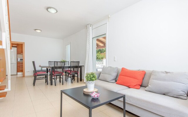 Modern Villa with Private Pool in Empuriabrava