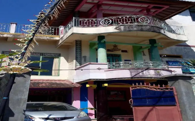 Sudaji Guest House