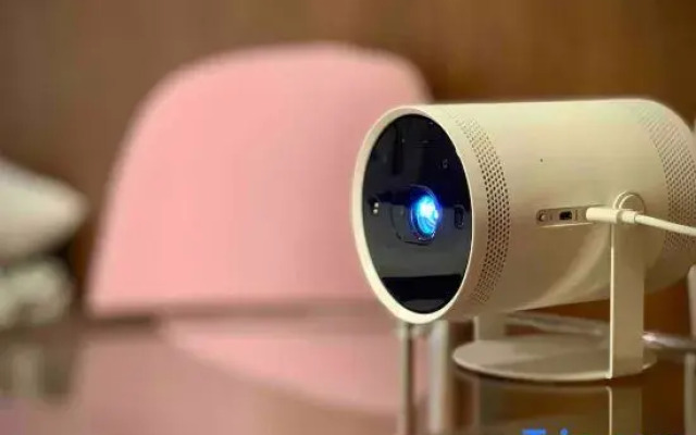 WooDream | Beam projector | 6-min Gangnam stn.