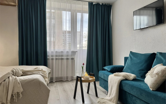 A.Sna Челюскинцев, 30