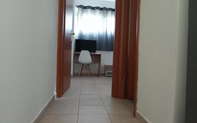 One Bedroom Flat 250m from Sea, Nea Chili