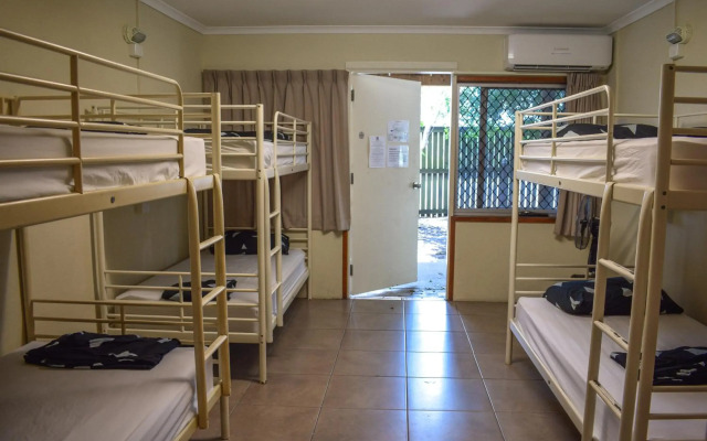 Flashpackers Hervey Bay Hostel