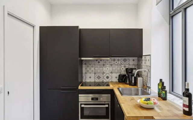 Lavie Maison House in the Marais Family