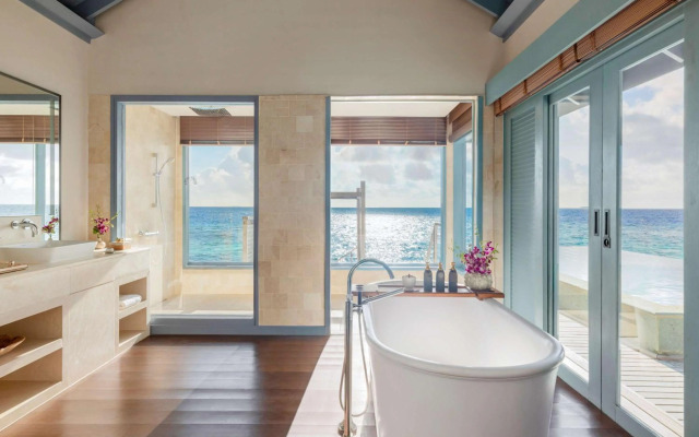 Raffles Maldives Meradhoo Resort