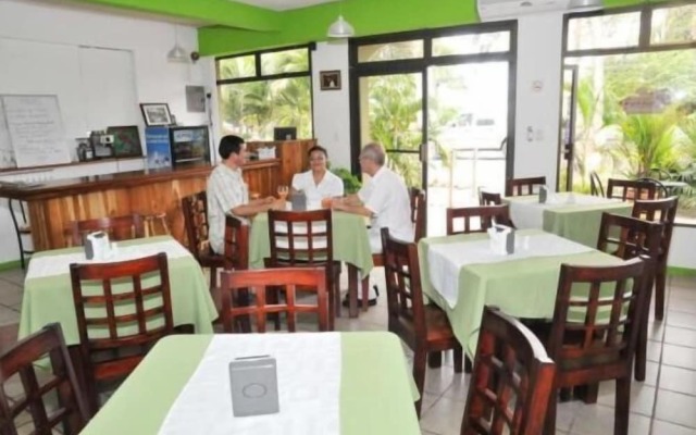 Hotel Santa Ana Liberia Airport