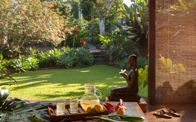 Holualoa Inn