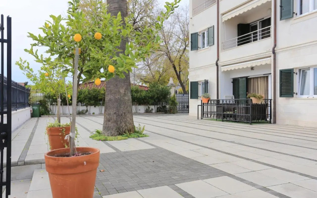 Apartments by the sea Trogir - 16210