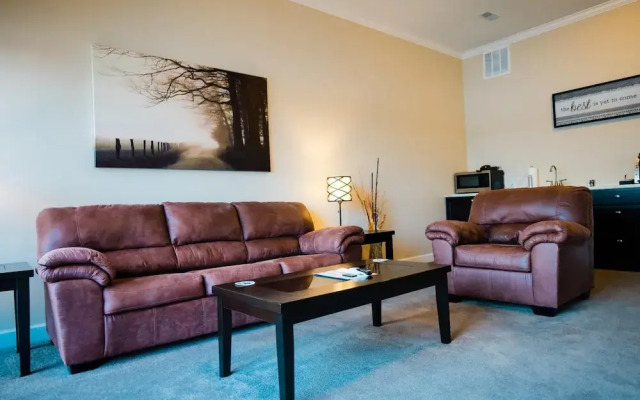 1 Bedroom Lake View Villa - Unit 206