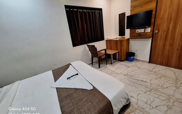 Hotel Rudraksh
