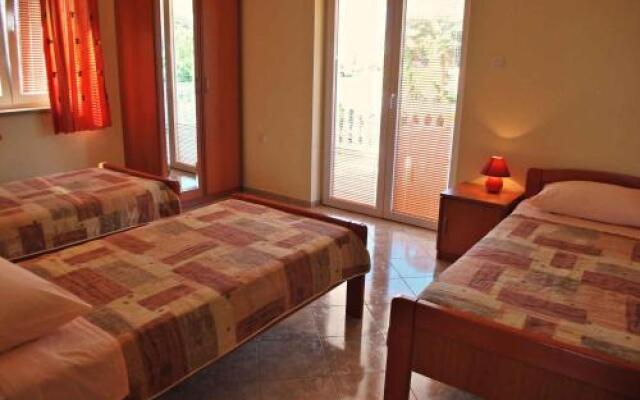 Holiday Home Muntic