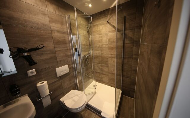 LUXOMES - Aparthotel Zentrum