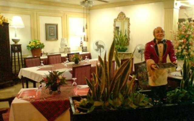 Governors Garden Hotel