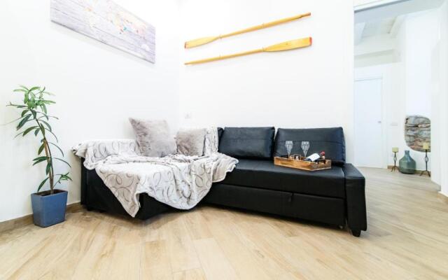 Urban Flat Via Diaz 105