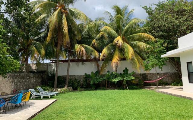 CoCo Apartment Downtown and Garden