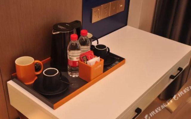 In City Hotel（Meizhou Wanda）