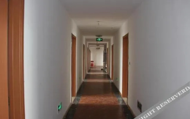 Weifang Mingyuan Guest Room