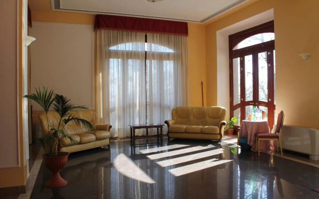Royal Hotel Montevergine