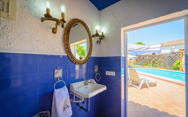 Holiday home Penaflor *L*