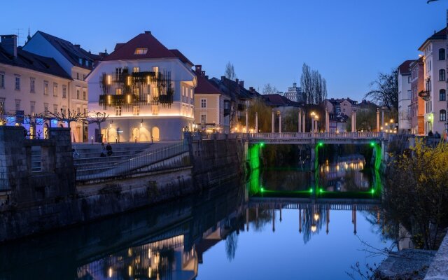 Zlata Ladjica Boutique Hotel