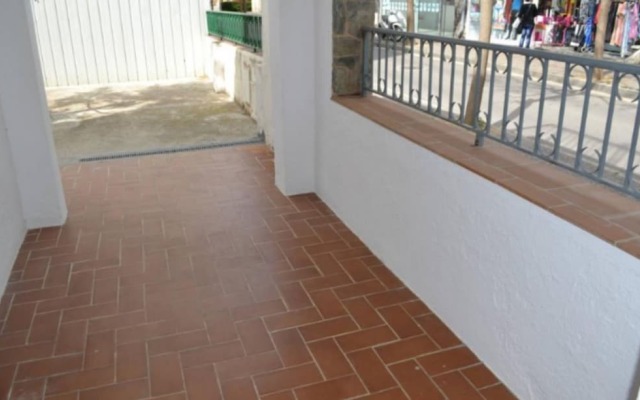 Apartment in Llançà, Gerona 103504 by MO Rentals