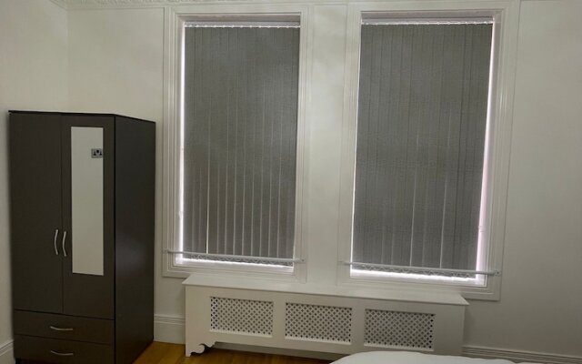 Charming 1-bed Apartment in Wolverhampton
