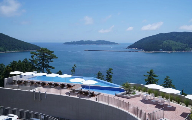 Hotel SangSang & Private SangSang Pool Villa