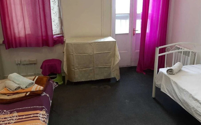 Guesthouse Burla - Hostel