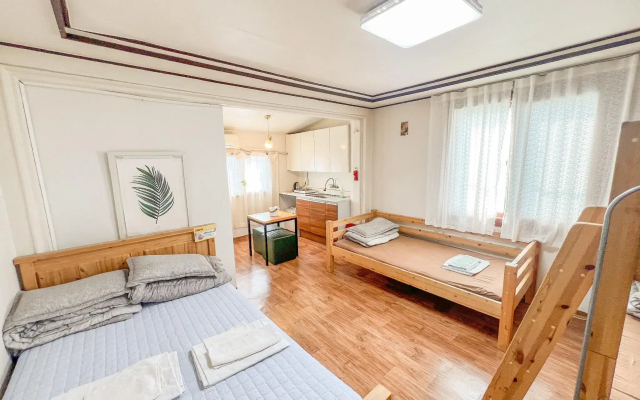 Empathy Guesthouse - Hostel