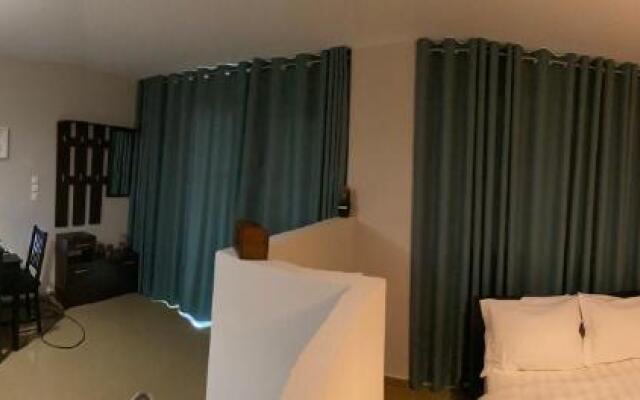 Meteora Studio by Meteora Residencies
