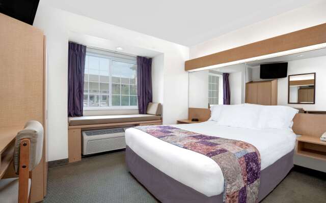 Microtel Inn & Suites by Wyndham Mankato