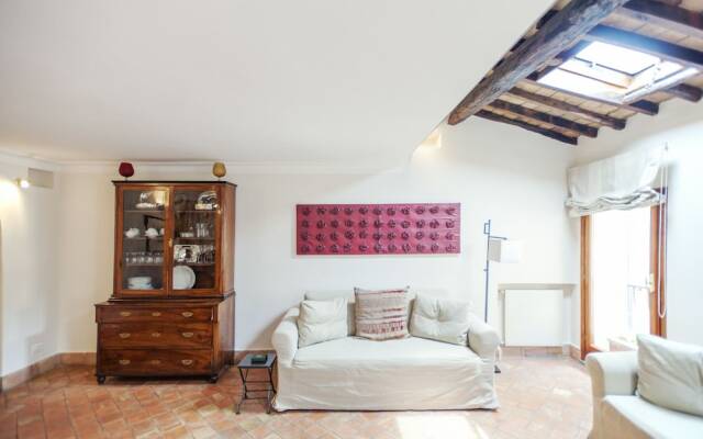 Piazza Farnese 2 bdr esclusive view