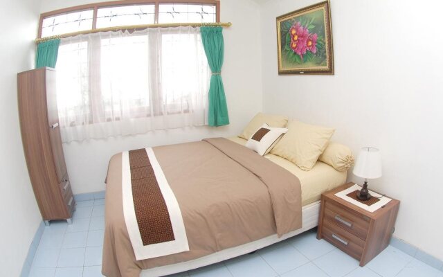 Villa ChavaMinerva Bata - Ciater