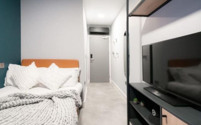 Comfortable Ensuite rooms - GUILDFORD - Campus Accommodation
