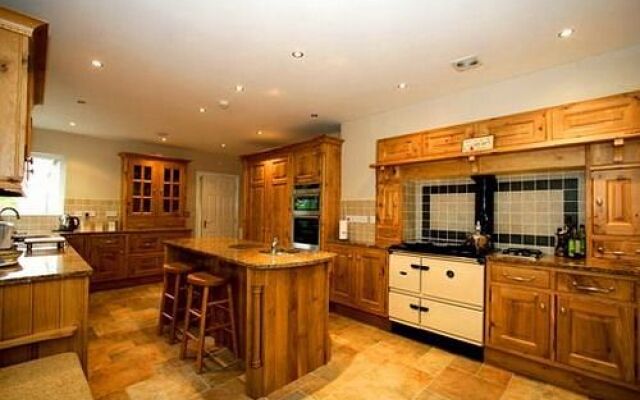 Cul-Erg House & Kitchen