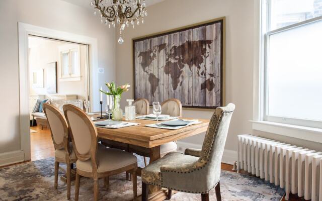 QuickStay - Stunning City Retreat (5-Bedroom House)