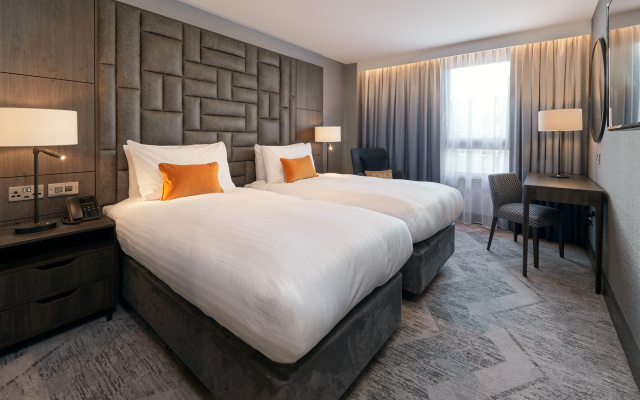 voco Edinburgh-Haymarket by IHG