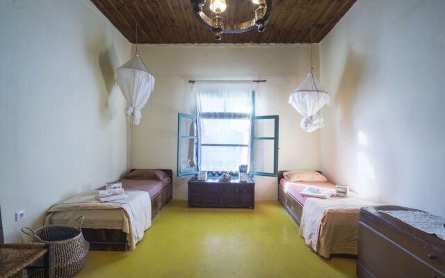 Moundros 1620 Venetian residence