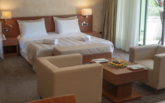 Monte Casa Spa & Wellness