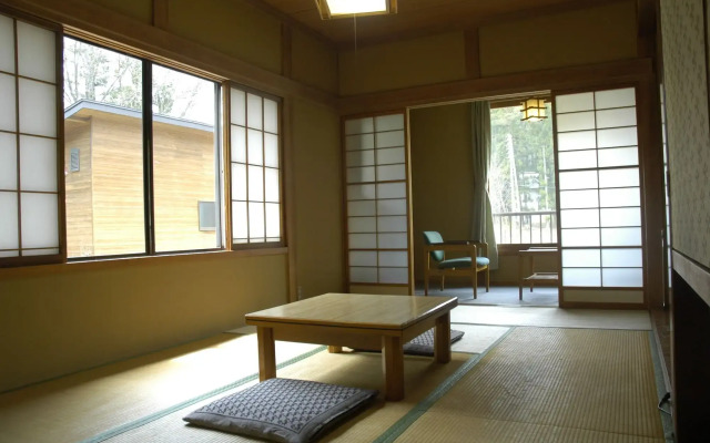 Hakuba Iwatake Lodge Gakuyuso