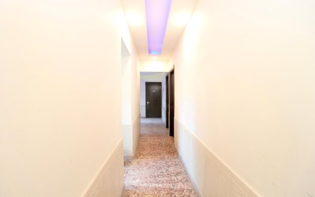 Unique House by OYO Rooms