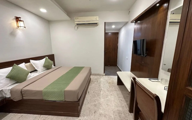 FabHotel Swaruchi Inn Rohini
