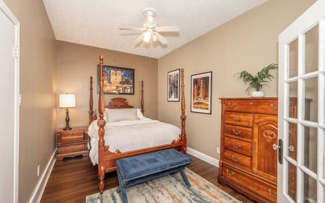 Monmouth Loft 1