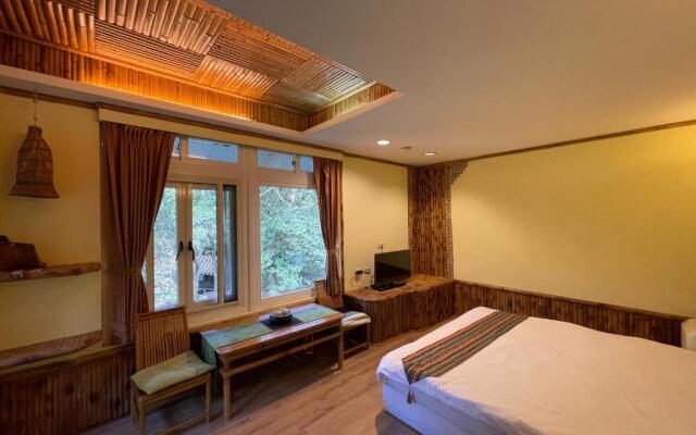 Fuyam Tourist Home