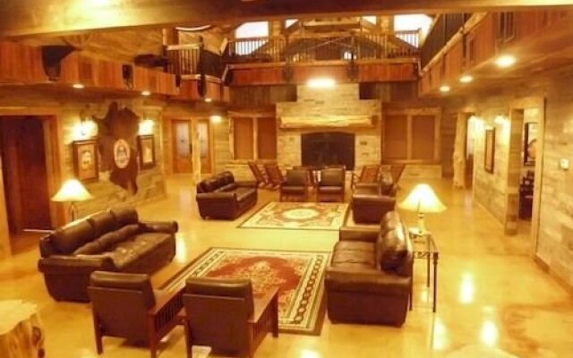 Antler Oaks Lodge and RV Resort