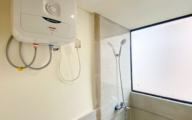 Comfort Stay And Cozy 2Br At Meikarta Apartment