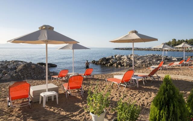 Beachfront Cosy Home - Breakfastincluded