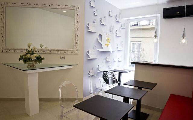 Roman Holidays Boutique Hotel