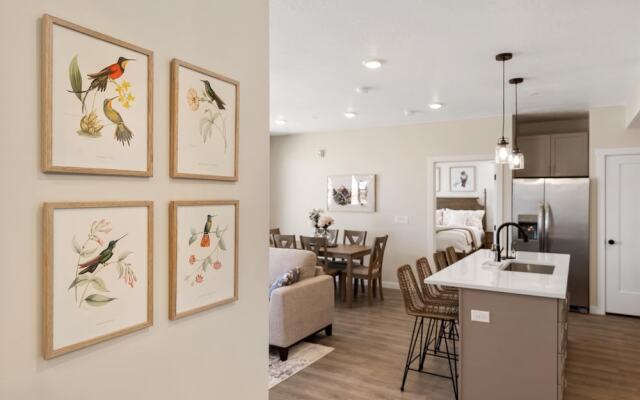 Hummingbird Retreat 2 Bedroom Condo